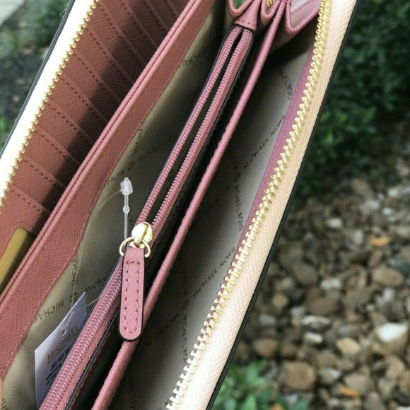 MICHAEL KORS JET SET LG CONTINENTAL WALLET BALLET - Picture 5 of 5